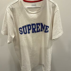 Supreme tee